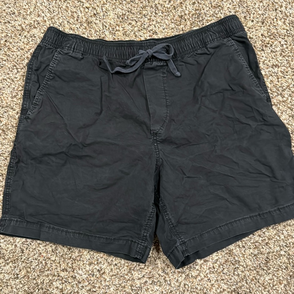 American Eagle 7” Shorts